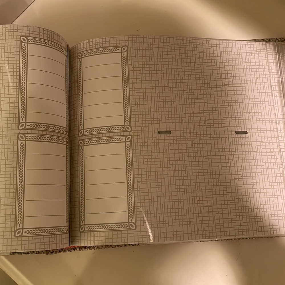 Picture book - Picture 2 of 3